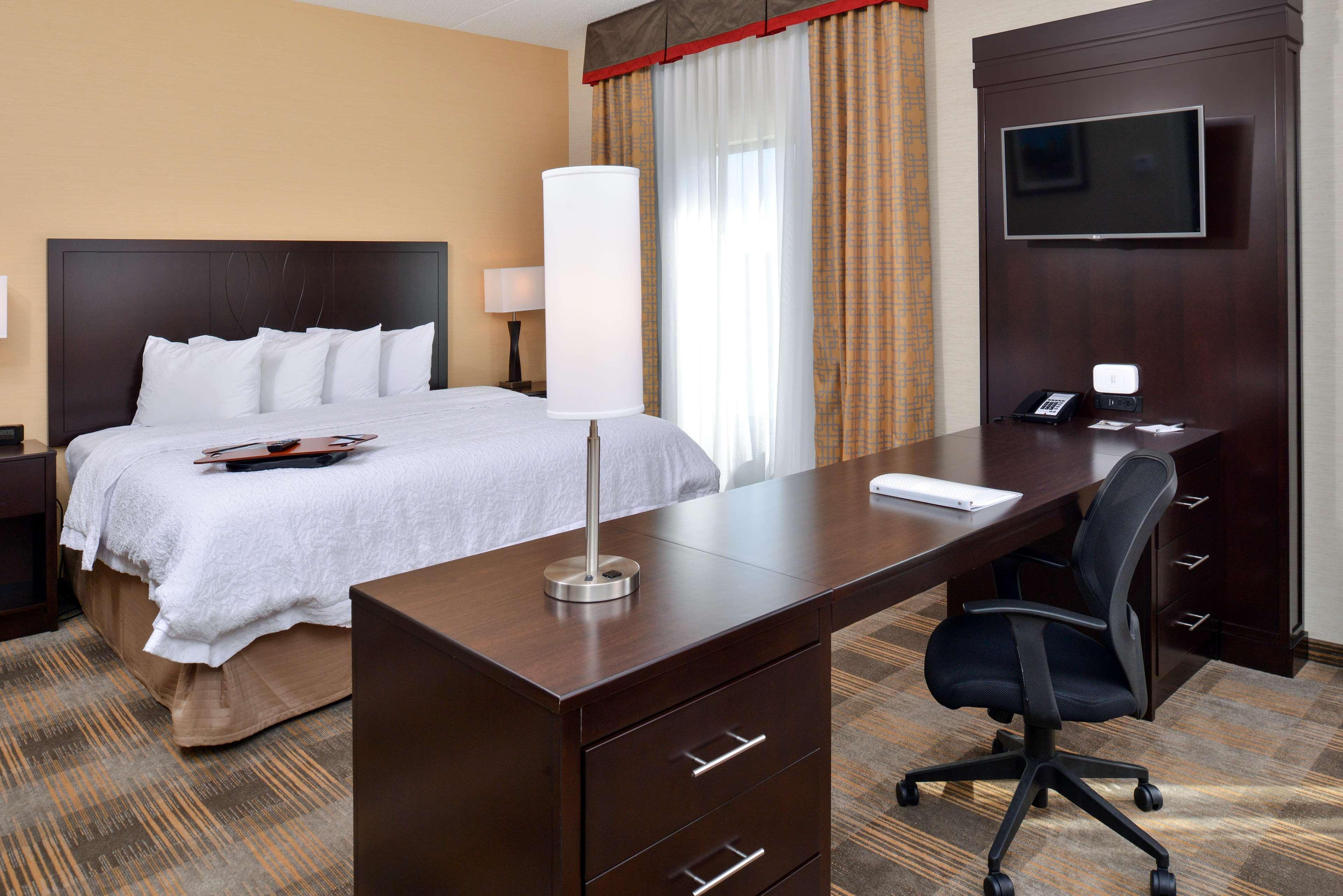 Hampton Inn & Suites California University-Pittsburgh Coal Center Extérieur photo