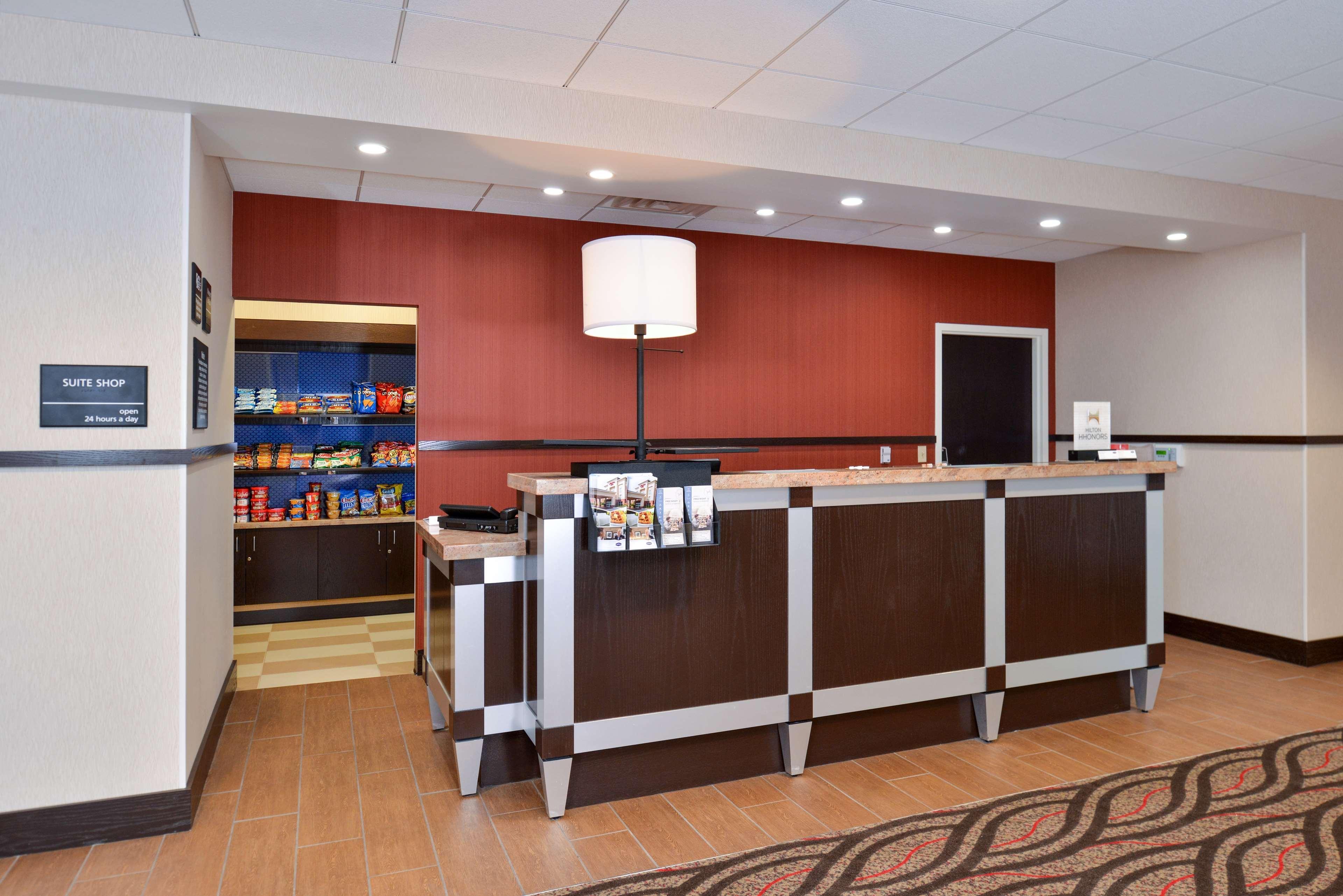 Hampton Inn & Suites California University-Pittsburgh Coal Center Extérieur photo