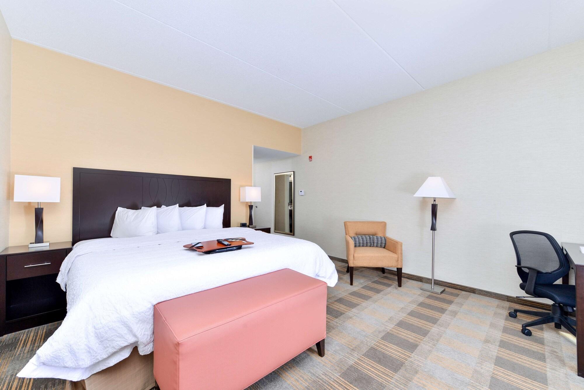 Hampton Inn & Suites California University-Pittsburgh Coal Center Extérieur photo
