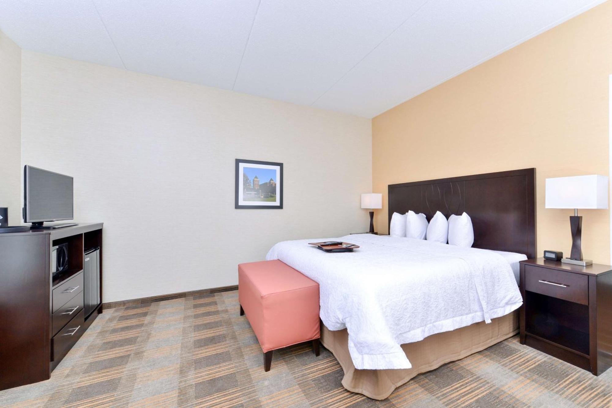 Hampton Inn & Suites California University-Pittsburgh Coal Center Extérieur photo
