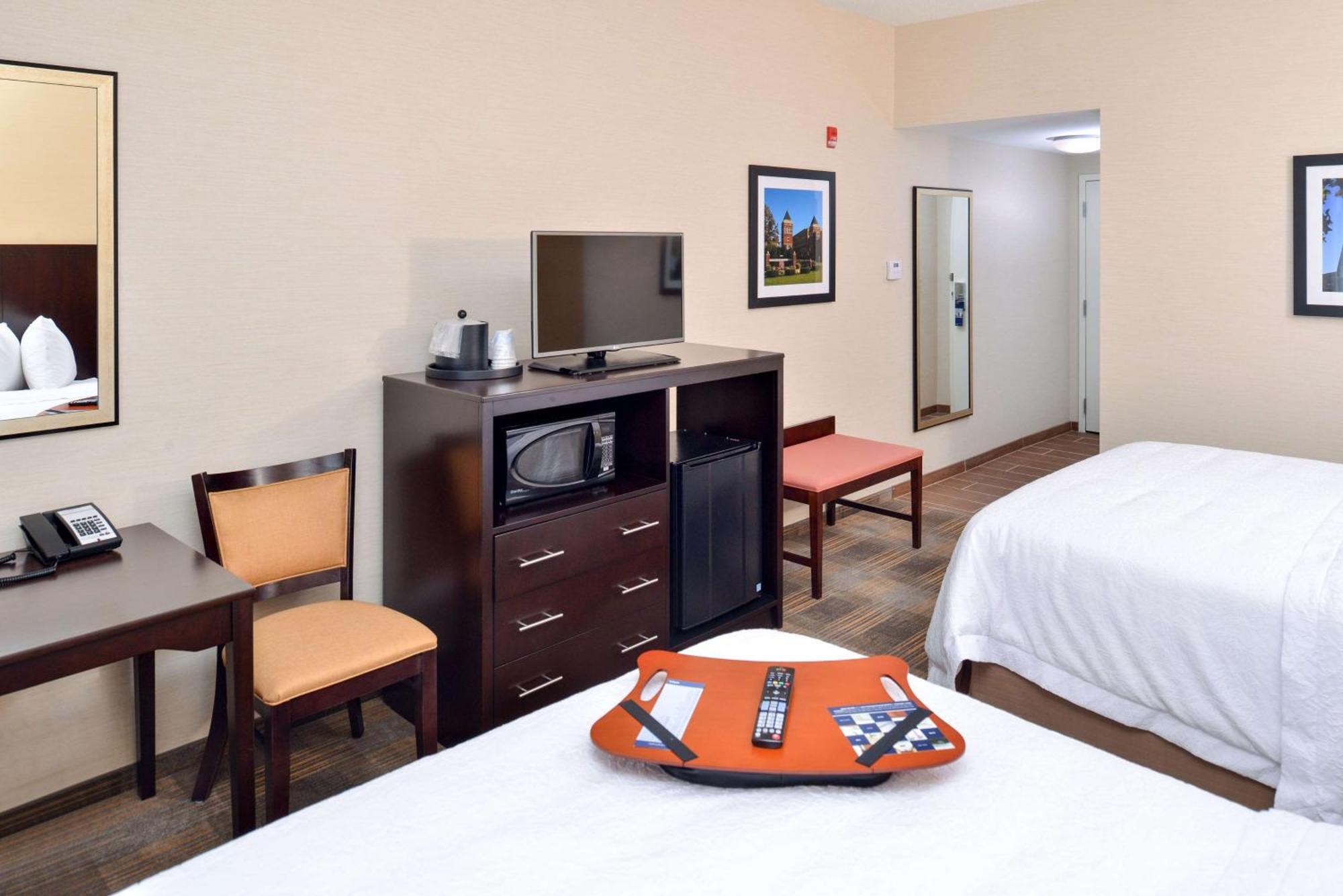 Hampton Inn & Suites California University-Pittsburgh Coal Center Extérieur photo